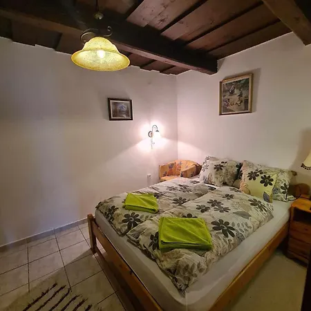 Gerendas Vendeghaz Apartman *